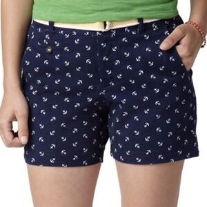 Dockers classic summery pair of anchor printed shorts. Size med